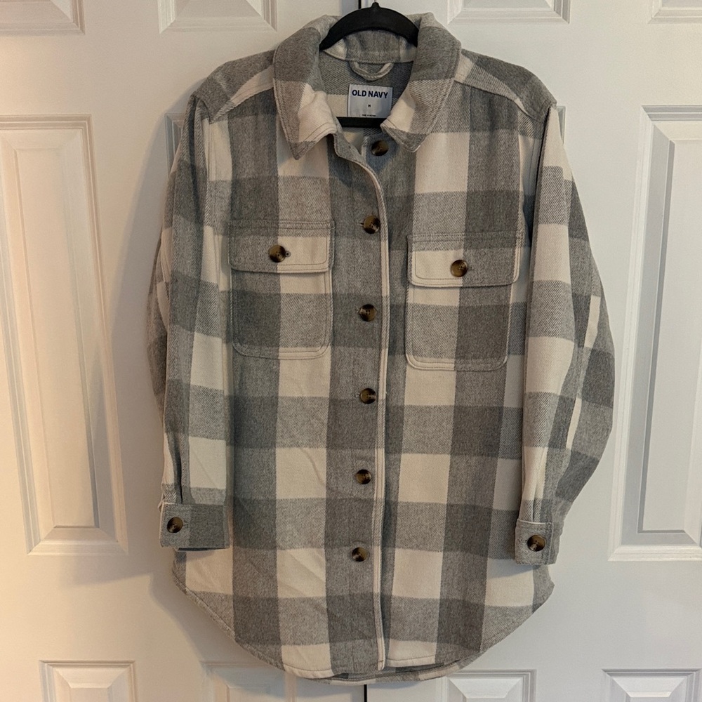 Old Navy Gray & White Plaid Button-Up Shacket